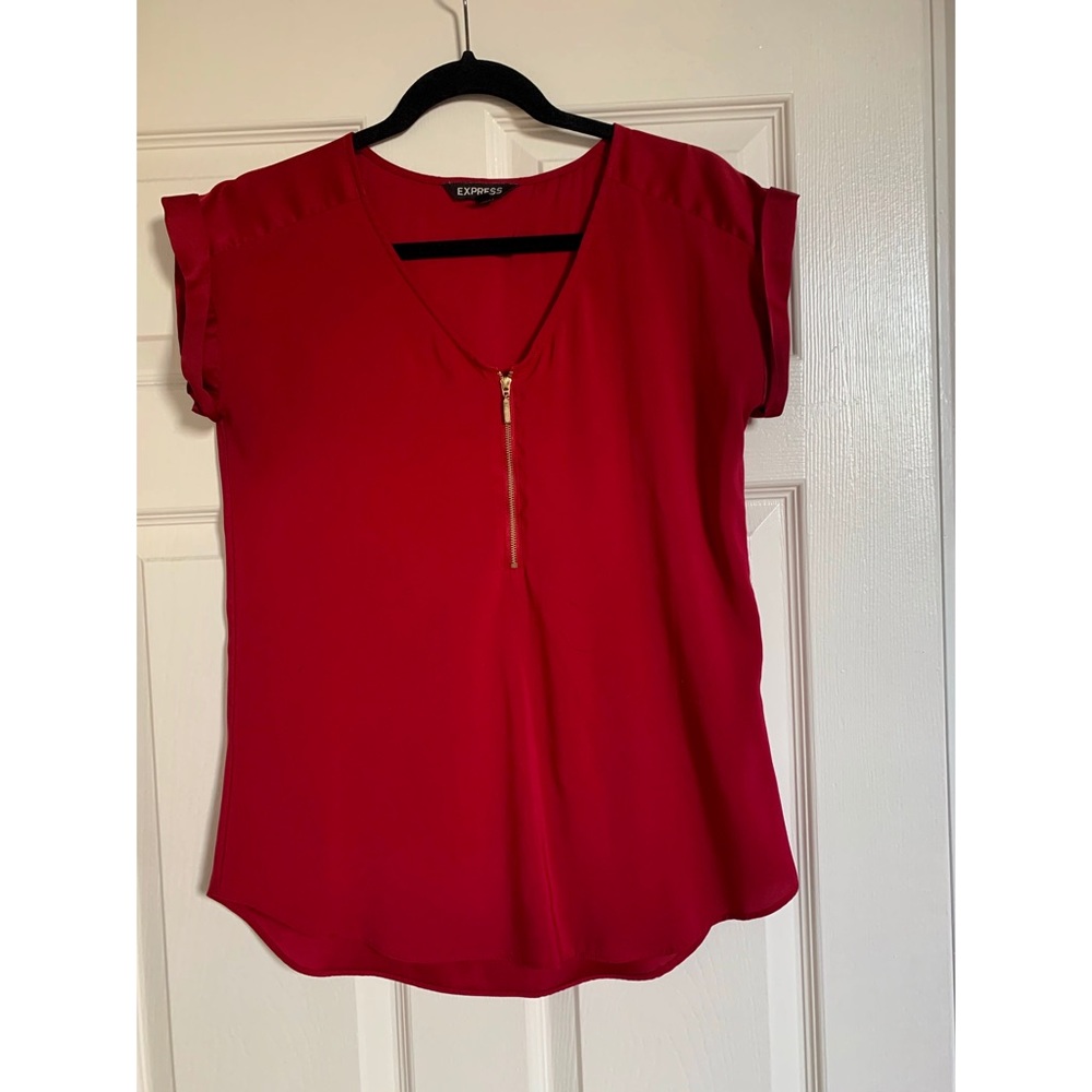 Express Front Zip Tee